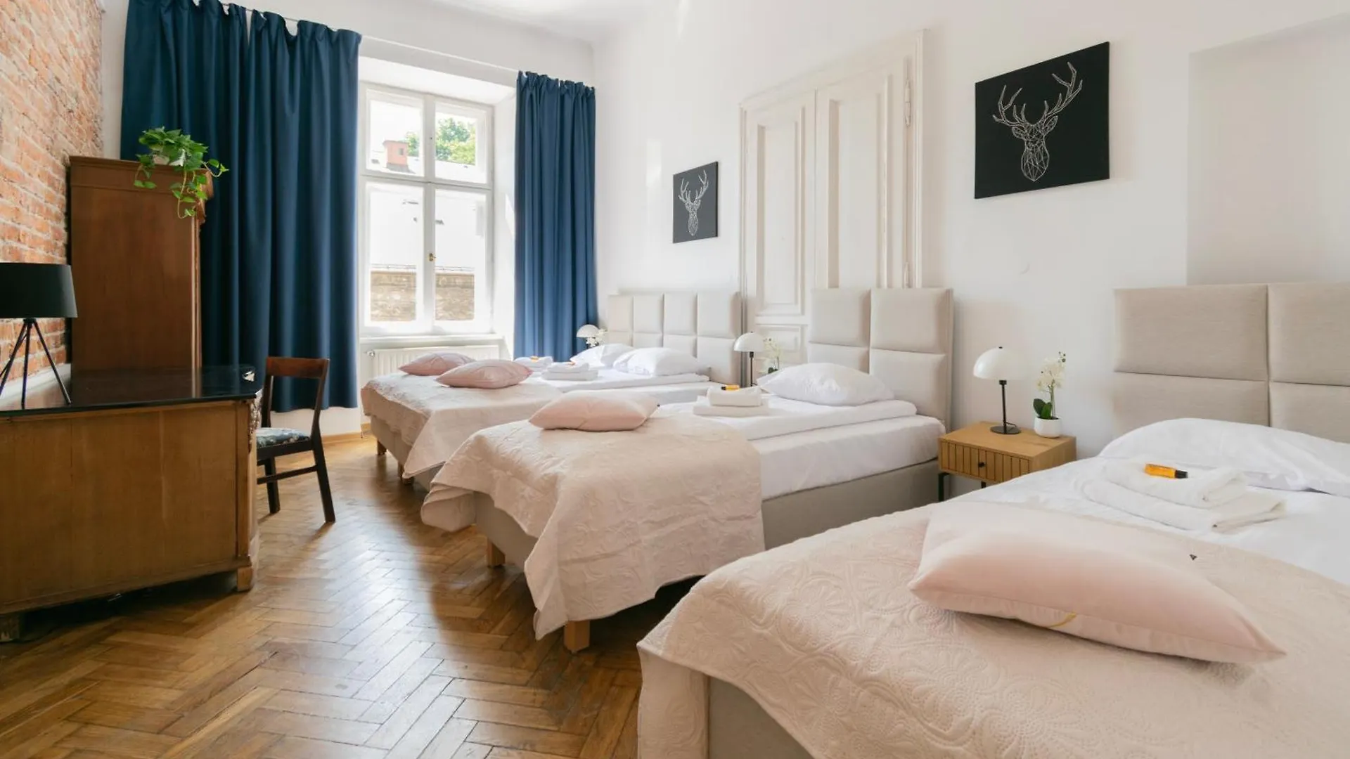 Apartments Studencka Street, Next To Planty Park Krakau